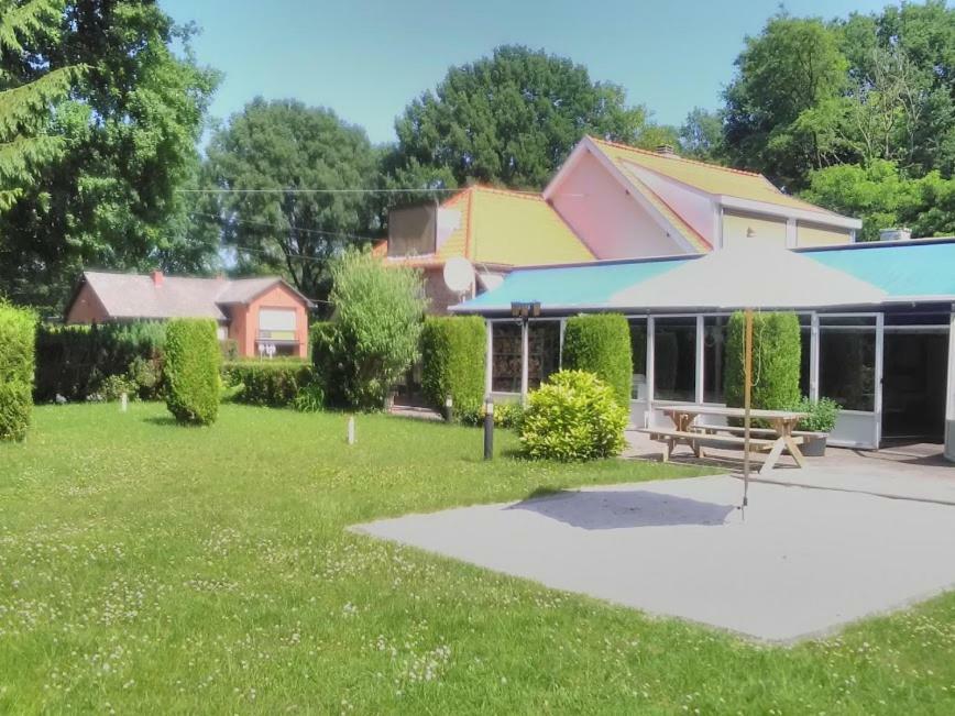 Villa De Bron Beringen Exterior foto